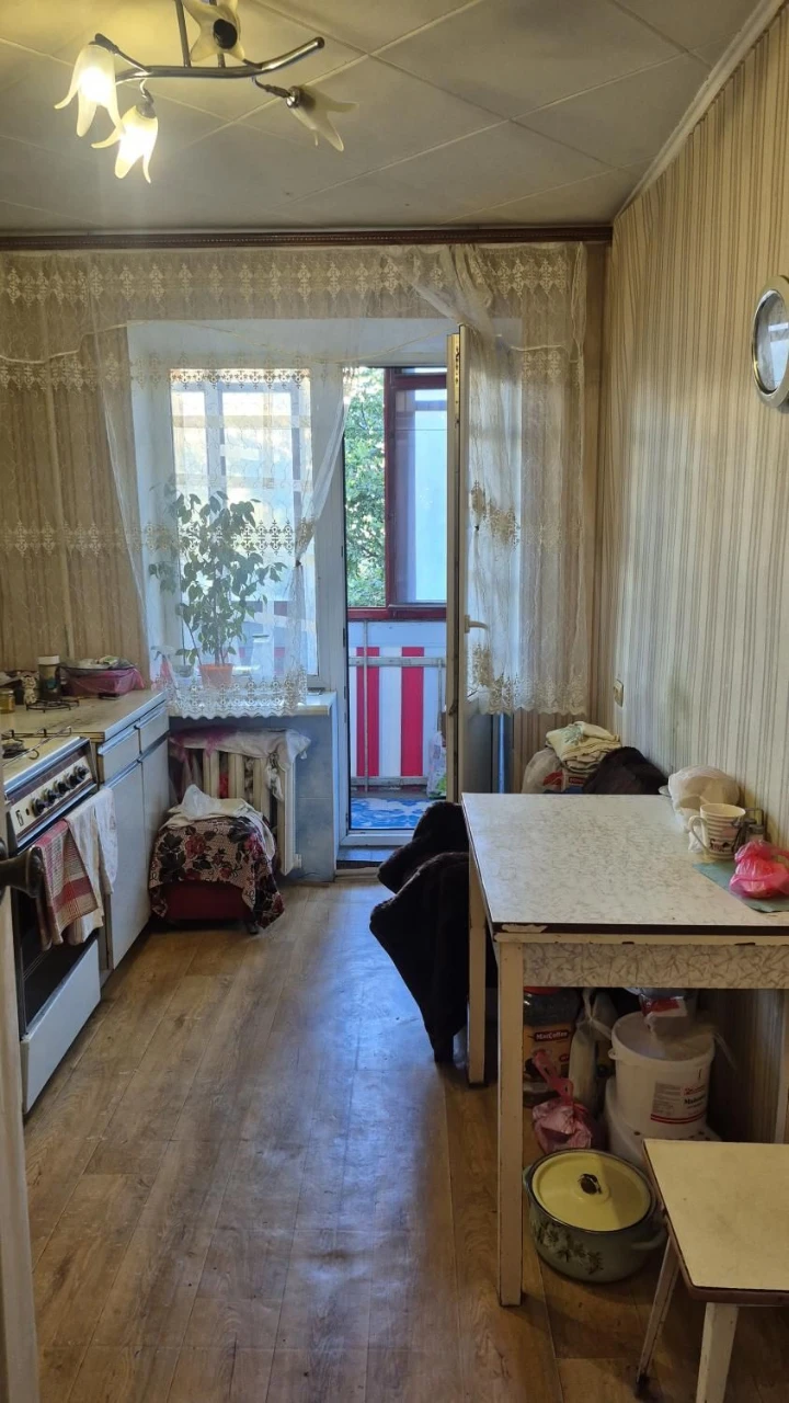 Продам 3-к квартиру на ул.Ак.Короева, в центре Таирово! (3-3
