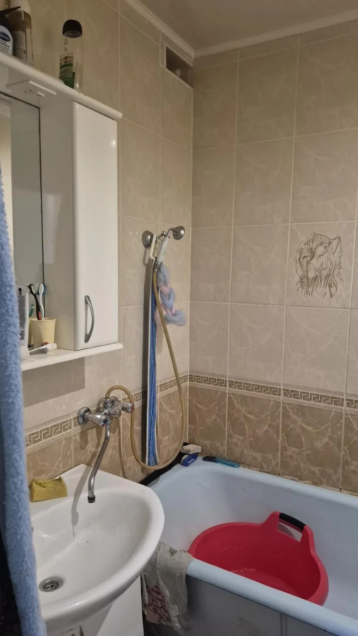 Продам 3-к квартиру на ул.Ак.Короева, в центре Таирово! (3-3