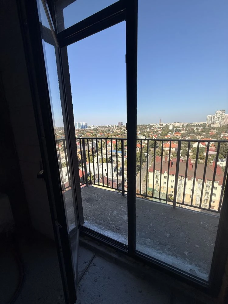 Продам квартиру с видом на парк. Жк Итака.