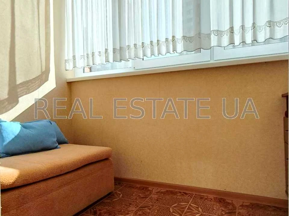 One-room apartment. Kyiv, Urlivska St.