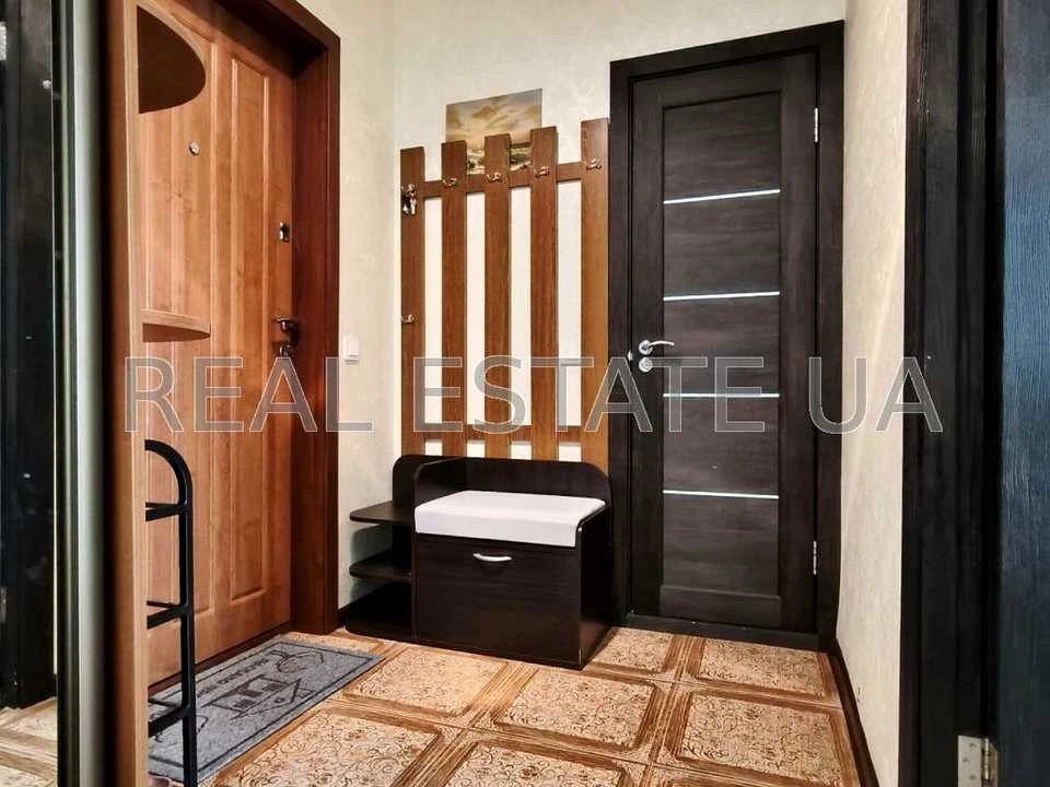 One-room apartment. Kyiv, Urlivska St.
