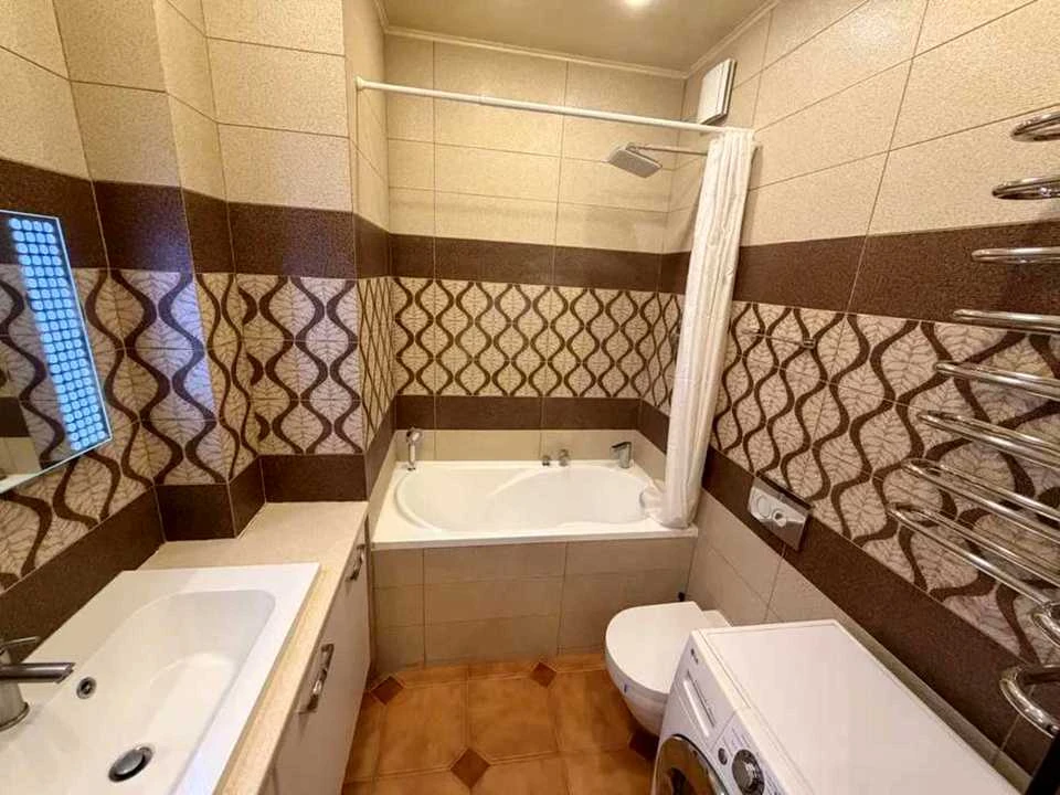 Квартира. Київ, Регенераторна вулиця