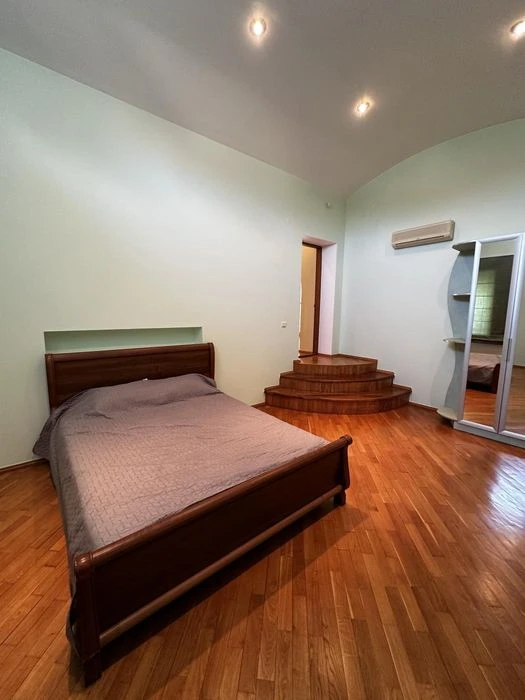 House for sale in Sauvignon-1