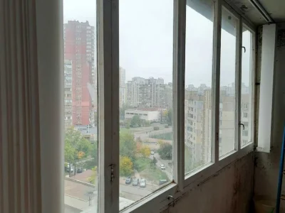 Квартира. Київ, Анни Ахматової вул.