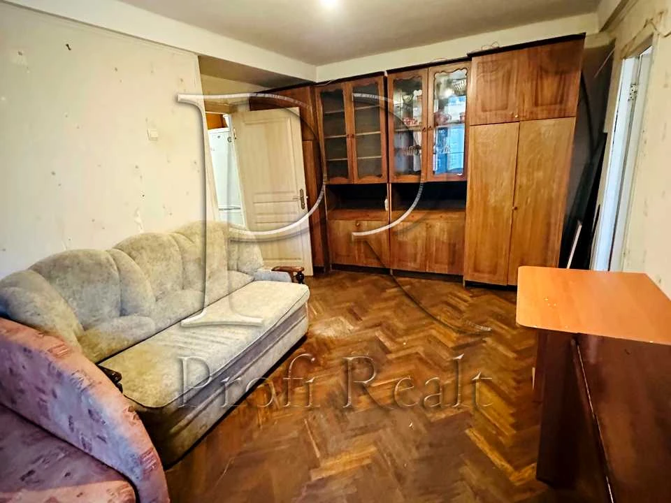 Квартира. Київ, Верховної Ради бульв.