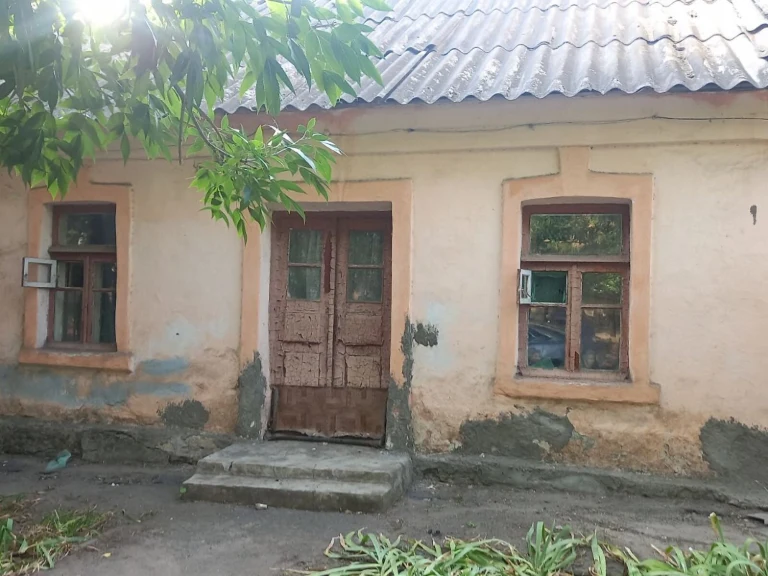 Sale of Part of a House in the Center