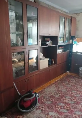 For sale 3-room apartment.  Kirov district. Let's consider the whole proposal