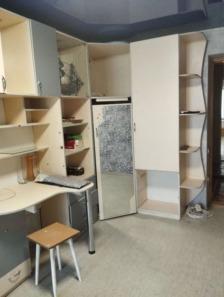 4-кімнатна квартира в районі Ромакса, 3/10цегл.