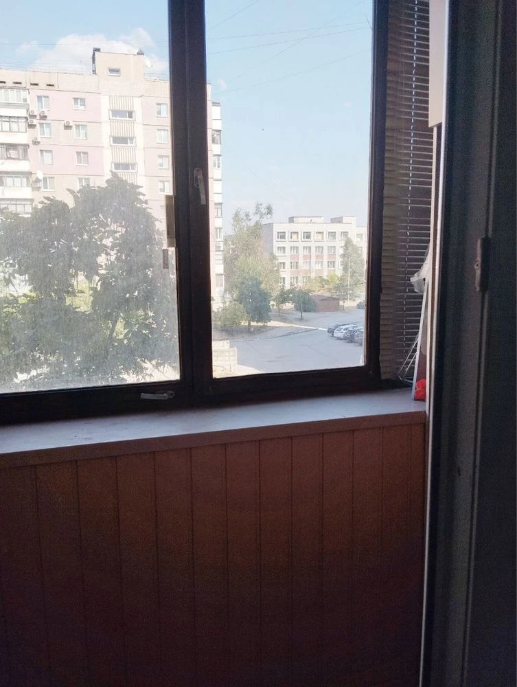 4-кімнатна квартира в районі Ромакса, 3/10цегл.