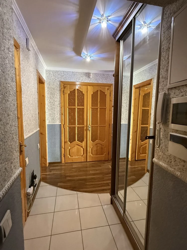 3-х кім квартира вул Вовчинецька.