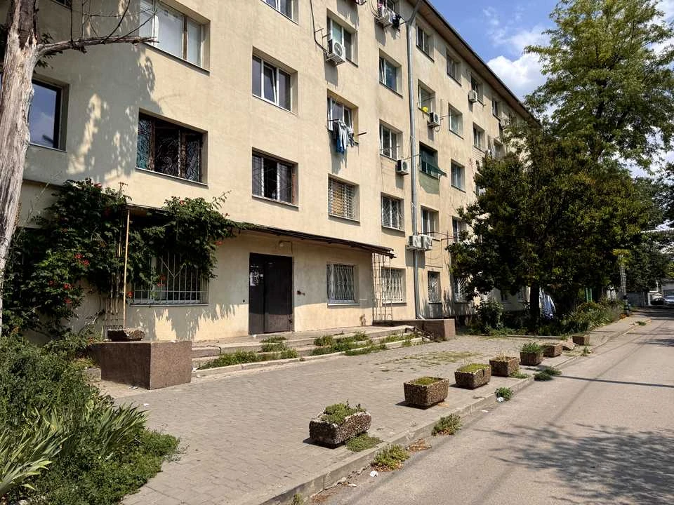 Apartment. Дніpro, Likarnya Rebina St.