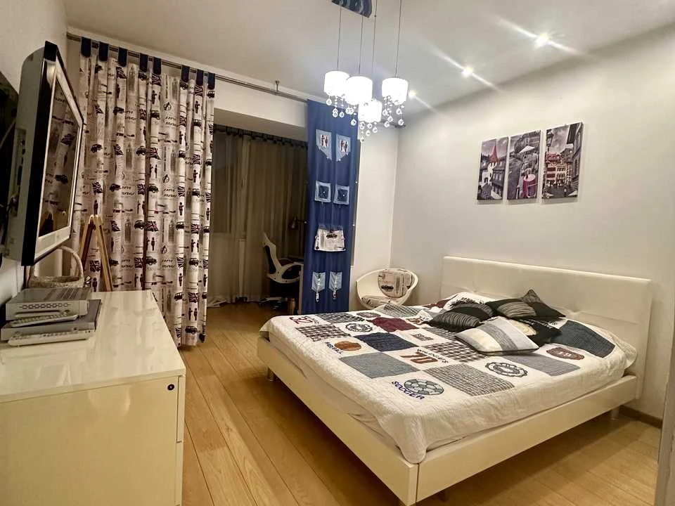 Apartment. Eugene Chikalenko Street, Odessa