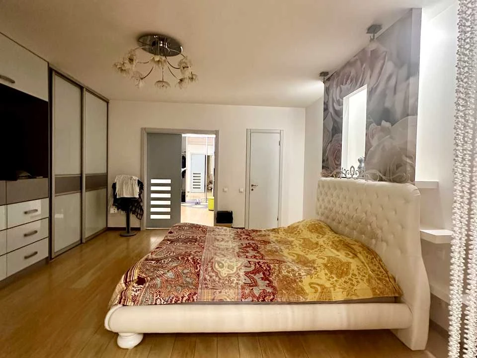 Apartment. Eugene Chikalenko Street, Odessa