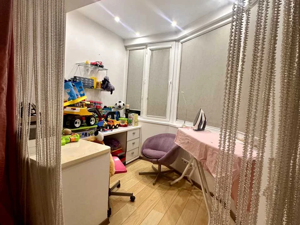 Apartment. Eugene Chikalenko Street, Odessa