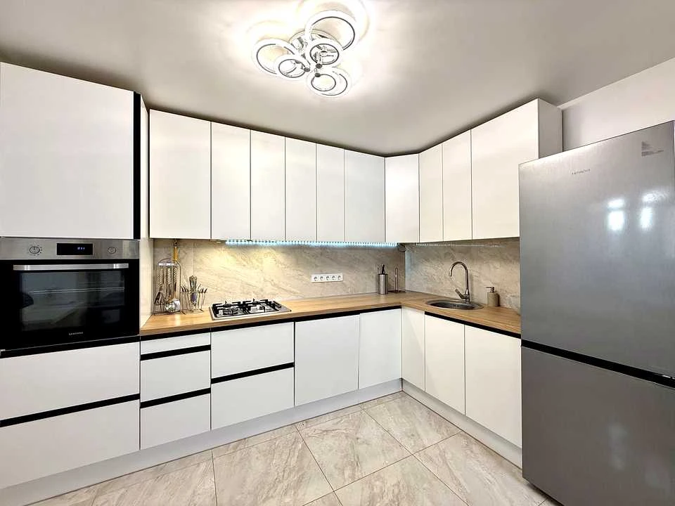 Apartment. Sumy, Ivan Sirka St.