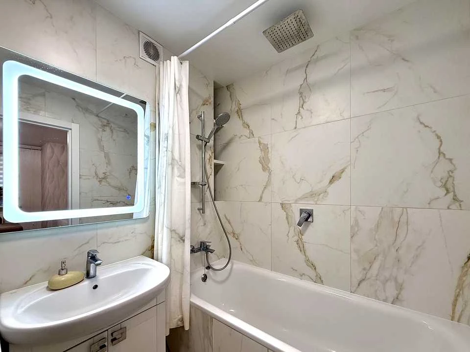 Apartment. Sumy, Ivan Sirka St.