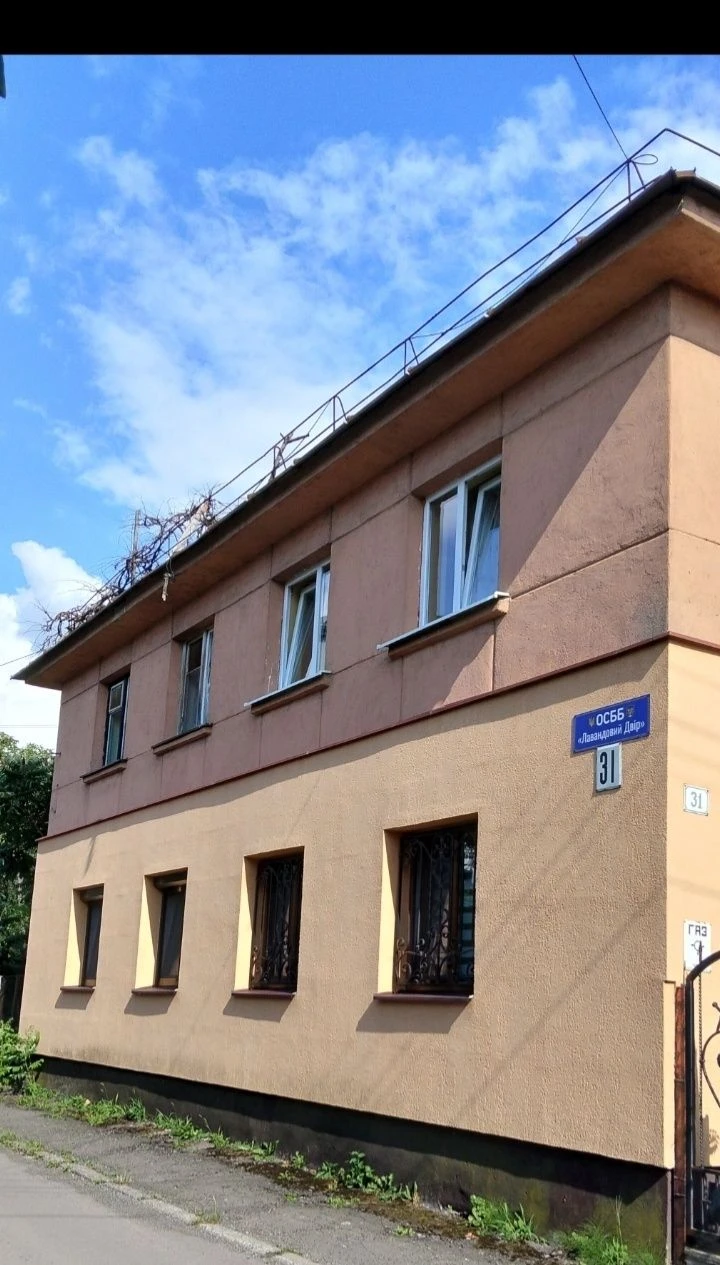 Продам 3 кімнатну квартиру без ремонту