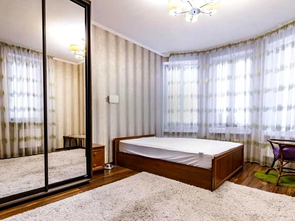 Будинок. Київ, Тодося Осьмачки вул.