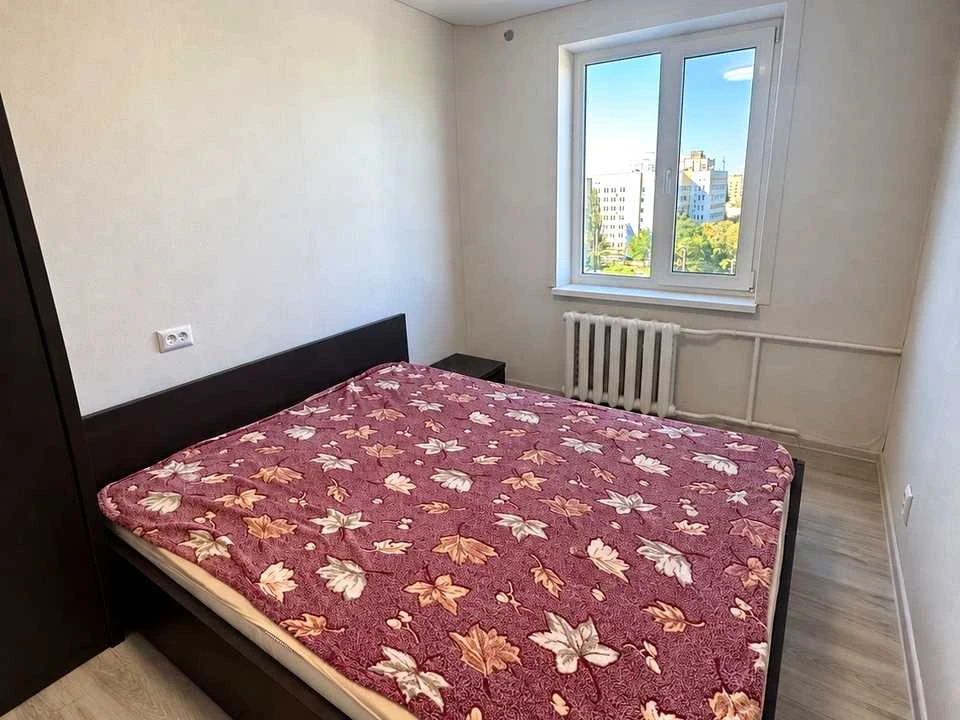 Квартира. Київ, Симиренка вул.
