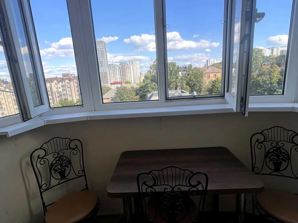 Квартира. Київ, Валерія Лобановського просп.