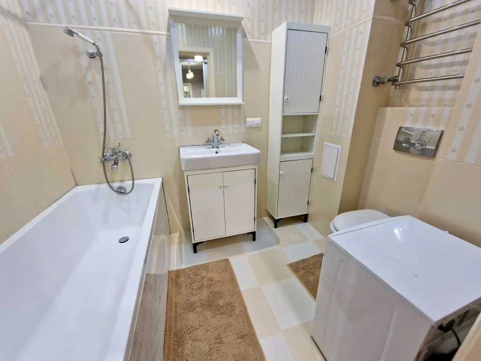 Квартира. Київ, Регенераторна вул.