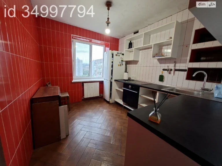 Sale of an Apartment in Pereмога-3