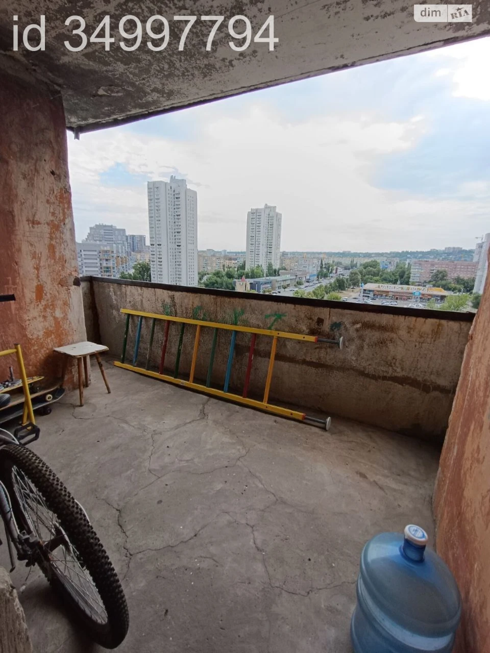 Sale of an Apartment in Pereмога-3