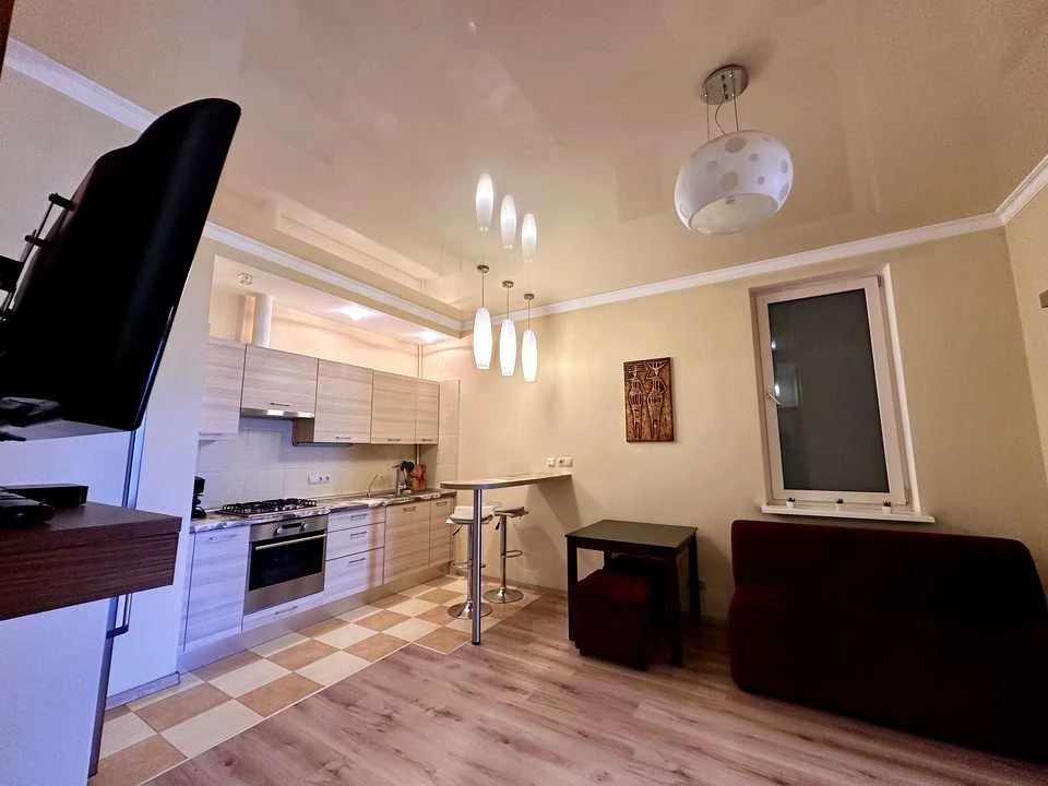 Apartment. Odessa, Marazlievskaya St.