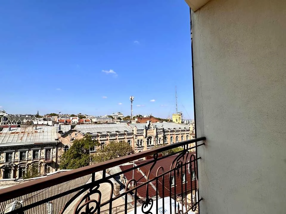 Apartment. Odessa, Marazlievskaya St.