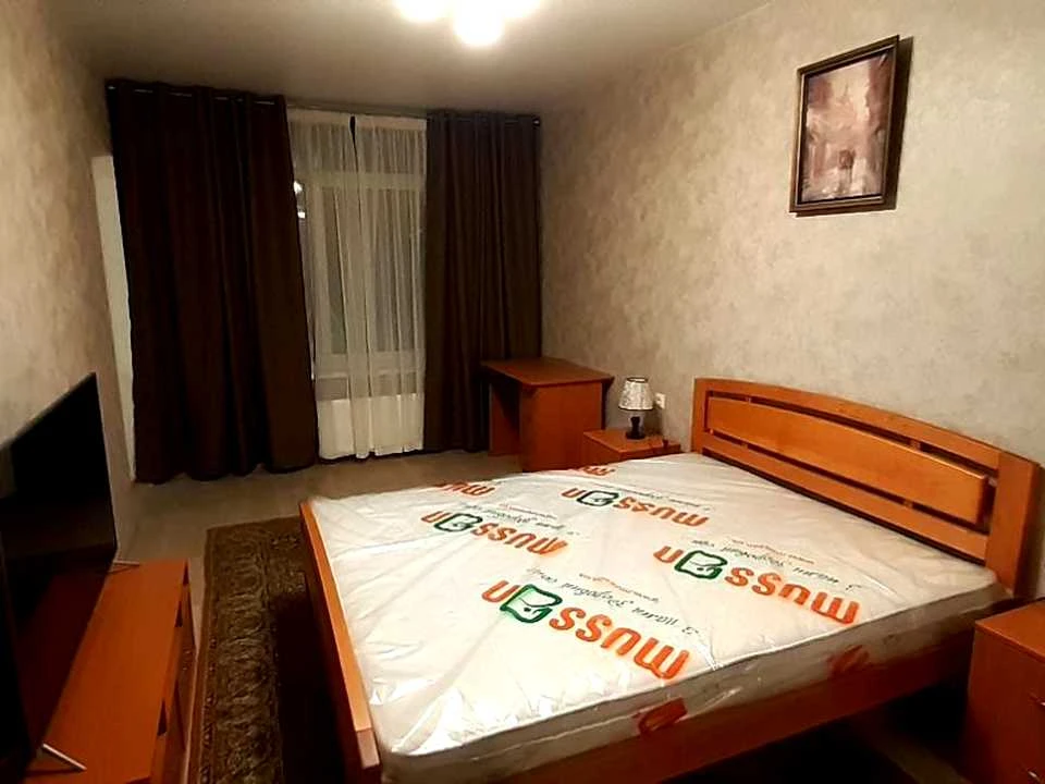 Квартира. Київ, Євгена Сверстюка вул.
