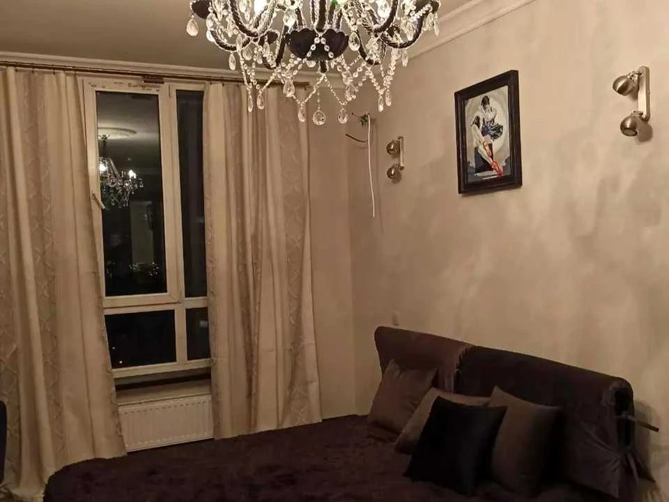 Квартира. Київ, Андрія Аболмасова вул.