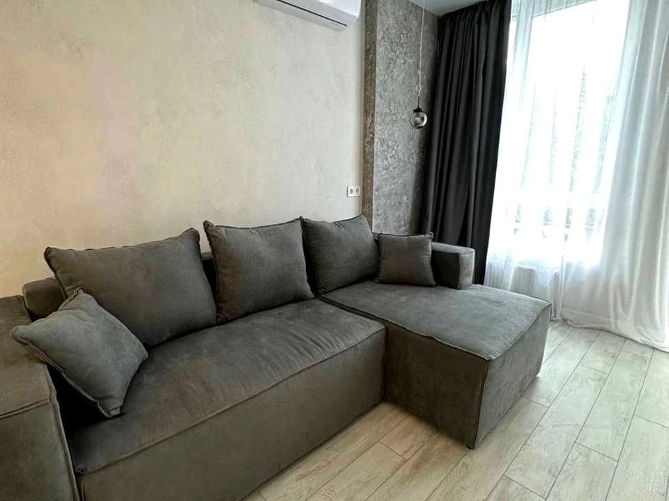 Apartment. Dnipro, Kosmichna St.