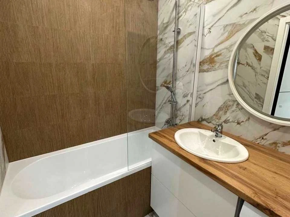 Apartment. Dnipro, Kosmichna St.