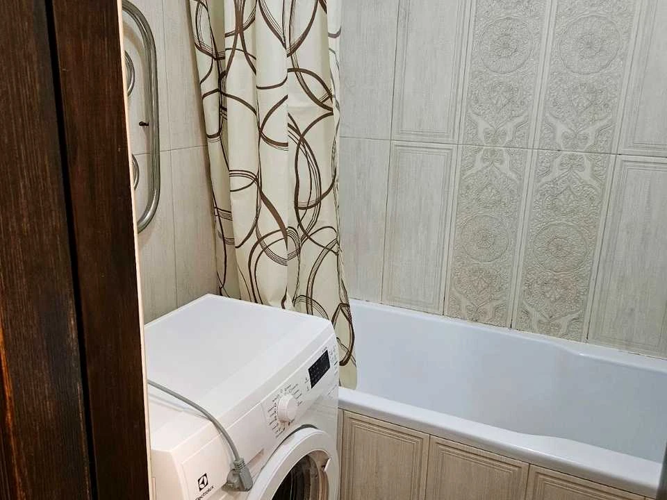 Apartment. Academician Korolyova St., Odessa