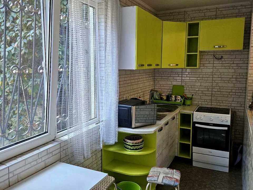 Apartment. Academician Korolyova St., Odessa