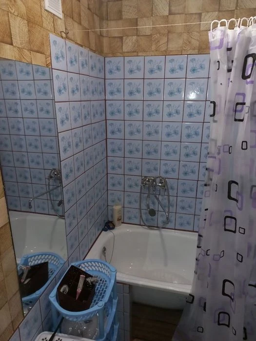 I will sell part of the house in the city of Zaporizhia, Praviy Bereg