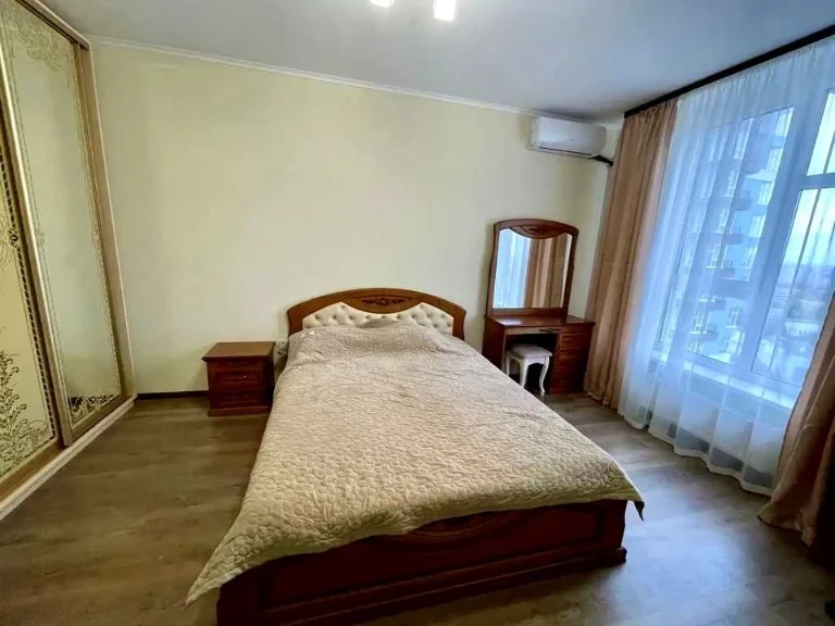 Квартира. Київ, Приладний пров.