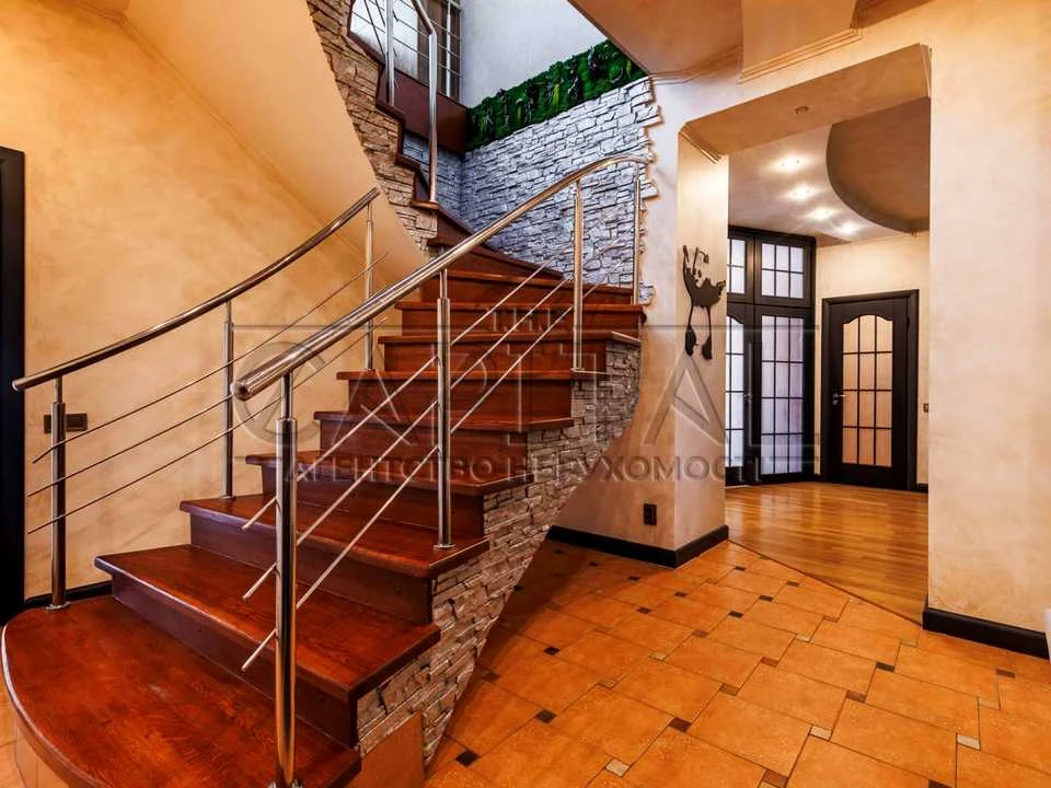 Apartment. Vladimir Iasyuka Avenue, Kyiv