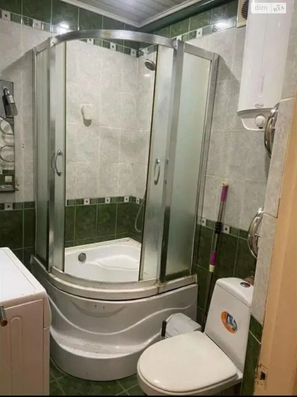 Long-Term Rental One-Room Apartment at the Train Station