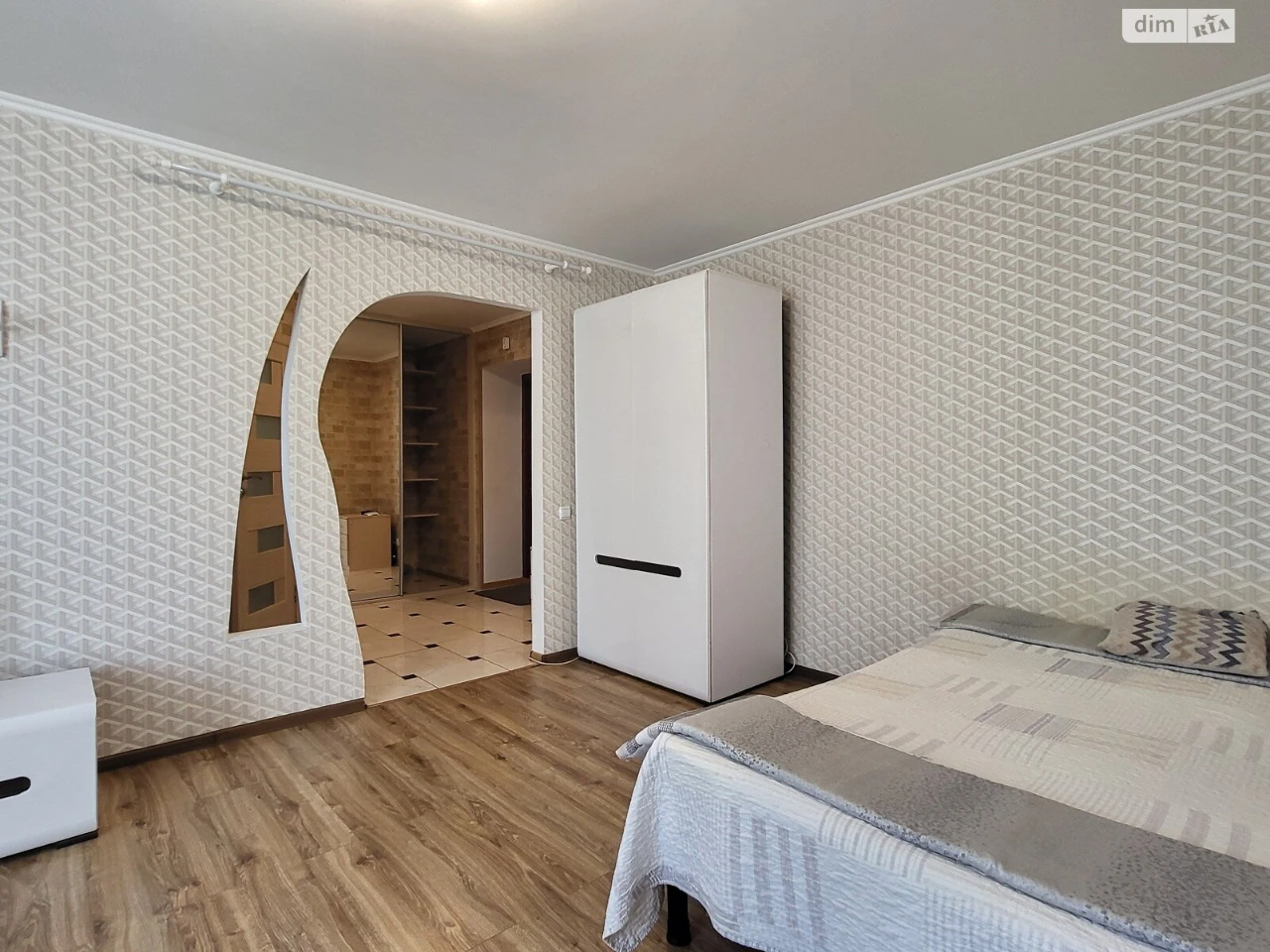Apartment for Sale, Podillya