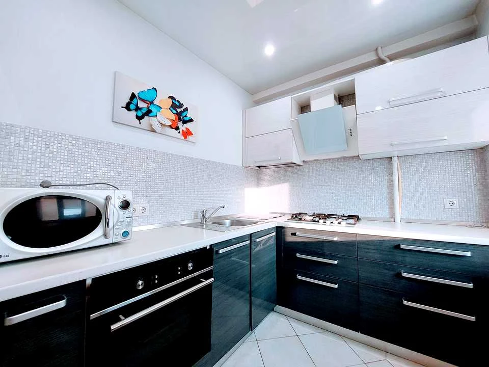 Apartment. Kyiv, Berezaysky Prospect.