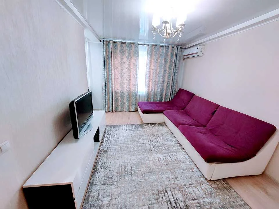 Apartment. Kyiv, Berezaysky Prospect.