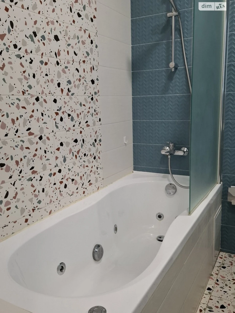Sale of Apartment on Zhuliany