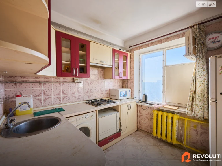 Sale of Apartment in Solomyansky