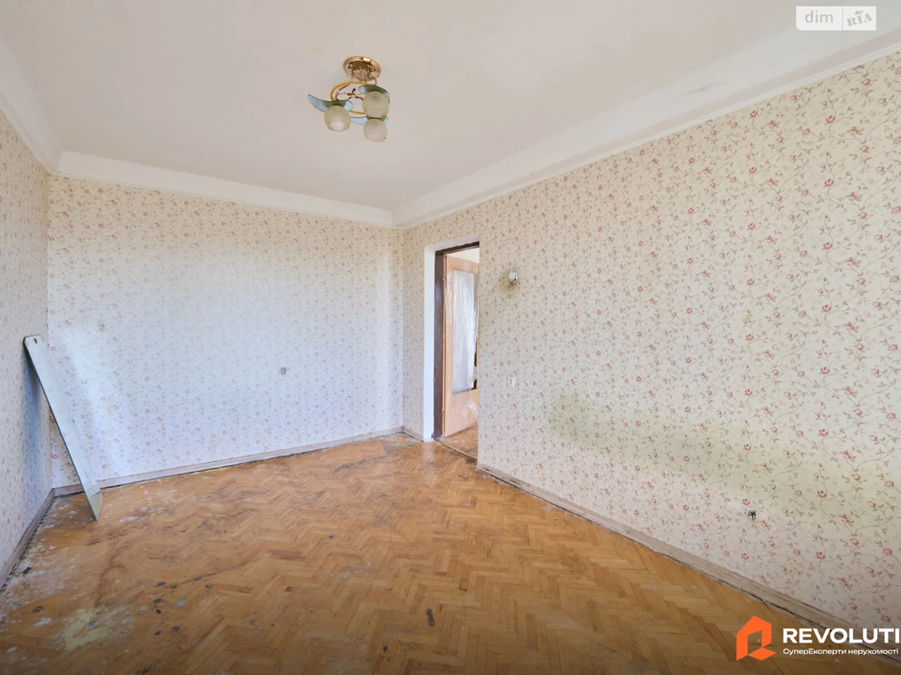 Sale of Apartment in Solomyansky