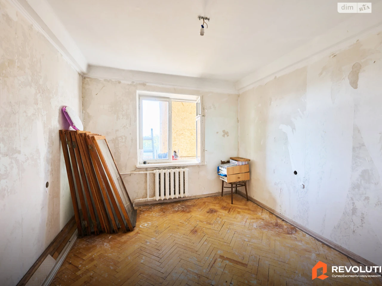 Sale of Apartment in Solomyansky