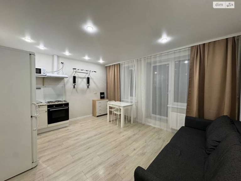 Long-Term Rental, Train Station Area