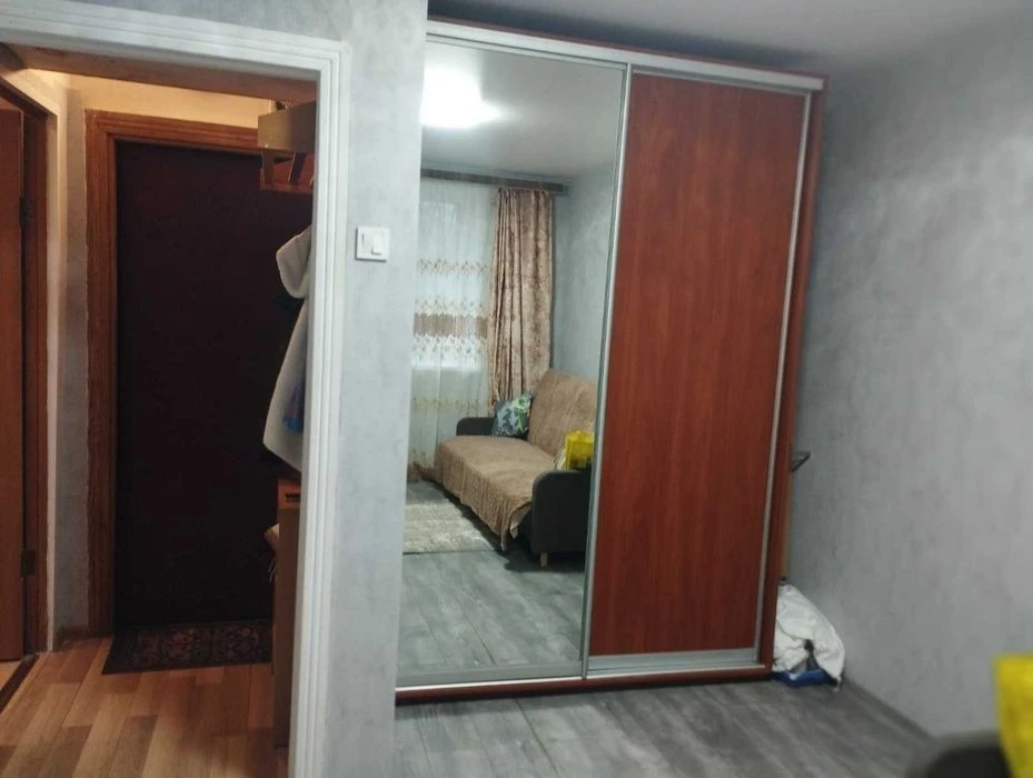 1-room apartment for sale. Ivan Dziuba (Sosnin Family) 12-a.
