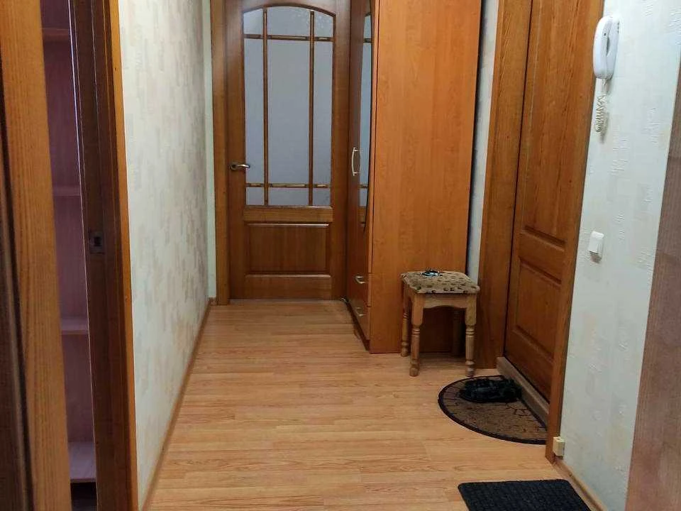Apartment. Dnipro, Dobrovolivc's Street.