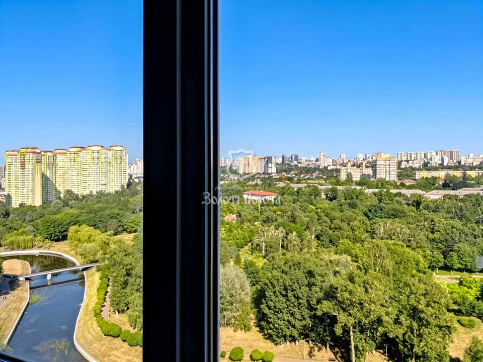 Apartment. Kyiv, Akademika Shalimova St.